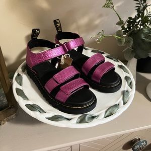 NEW DR. MARTENS Klaire Sandals Size 6 Pink